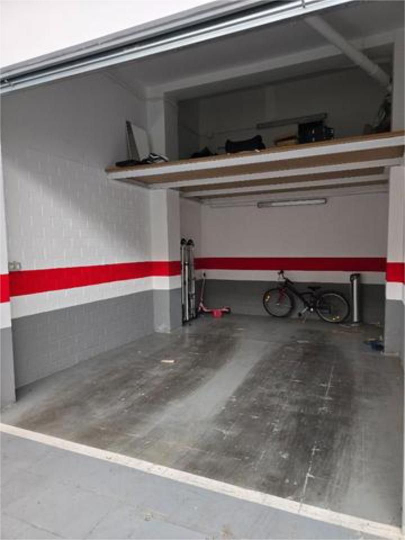 Aparcament de Garatge de lloguer en  Zaragoza Capital