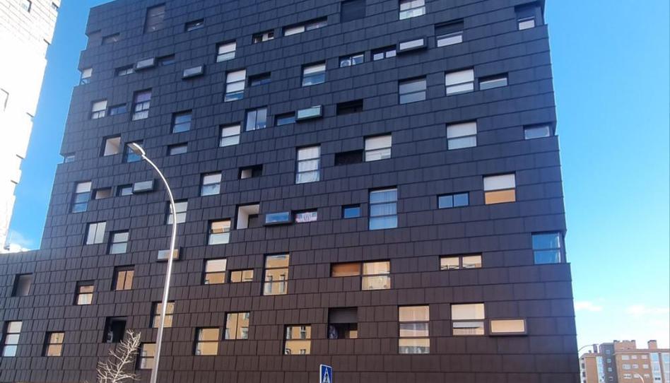 Pis en venda a Calle de Pilar de Madariaga Rojo, 9, Ensanche de Vallecas - La Gavia, Madrid Capital - imatge 1 Foto 1 de Pis en venda a Calle de Pilar de Madariaga Rojo, 9, Ensanche de Vallecas - La Gavia, Madrid Capital