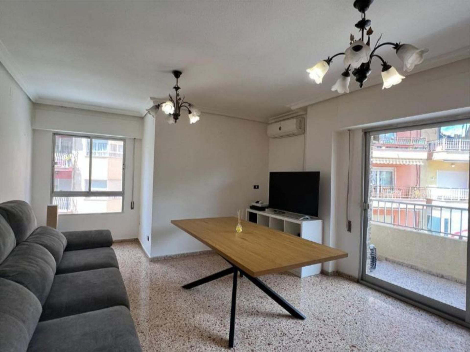 Flat to rent in Plaça de la Tartana, 1, Ibi Living room of Flat to rent in Ibi with Air Conditioner, Furnished and Balcony