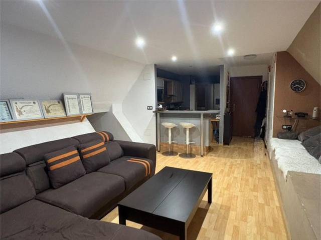 Piso en Venta en Calle Alcalde Joaquín Quiles, 23 en Alegría de la Huerta- Jardín de Málaga