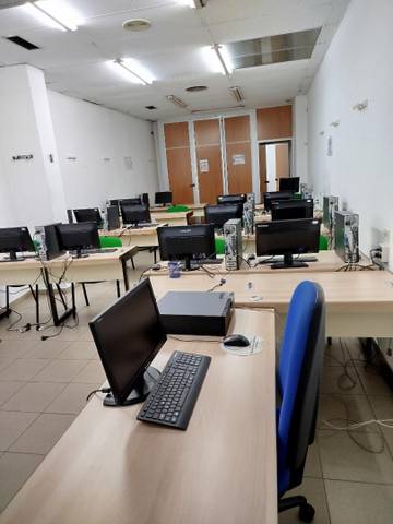 Local comercial en Alquiler en Plaza del Portillo, 6 en Plaza de Toros