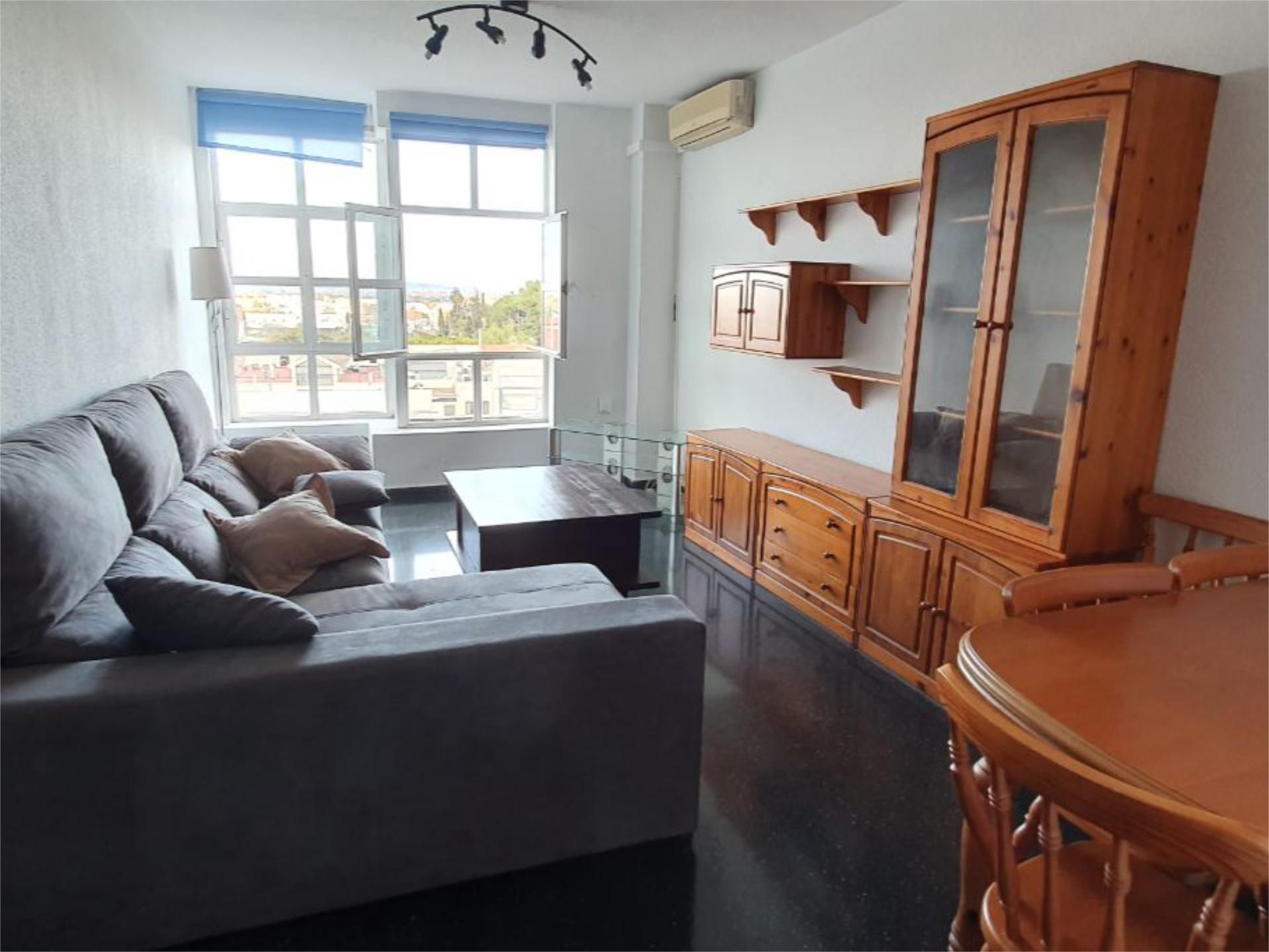 Piso de alquiler en Calle Malecón, 58, Alberca Sala de estar de Piso de alquiler en Murcia Capital con Aire acondicionado, Amueblado y Parking comunitario