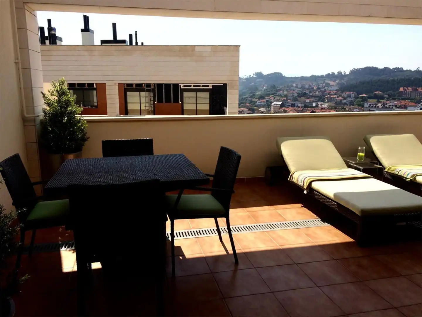 Terraza de Piso de alquiler en Gozón con Parquet, Terraza y Amueblado