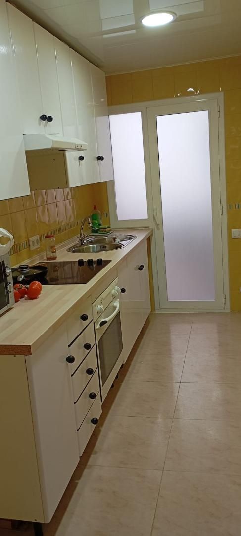 Kitchen of Flat to rent in Torrelles de Foix  with Balcony and Community pool
