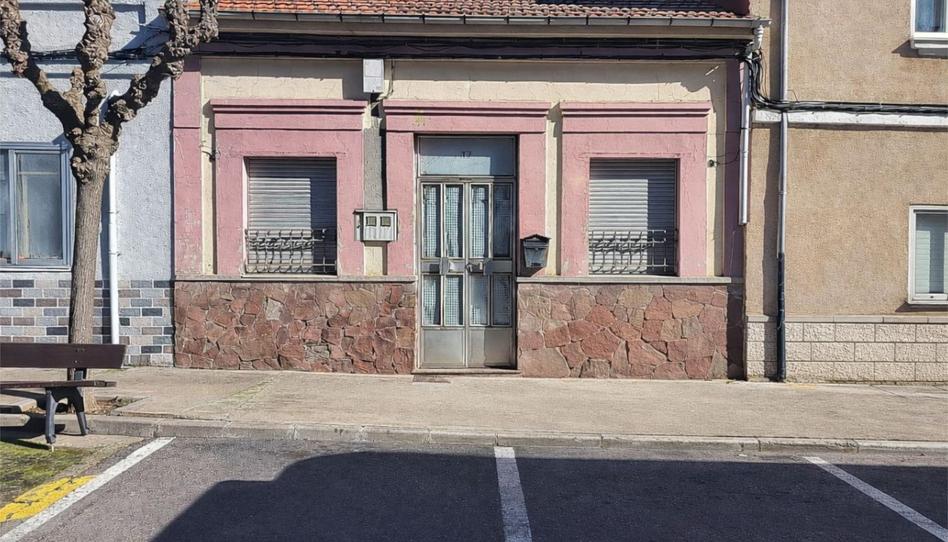 Single-family semi-detached for sale in Calle Lope de Vega, 17, La Bañeza , León - image 1 Photo 1 of Single-family semi-detached for sale in Calle Lope de Vega, 17, La Bañeza , León