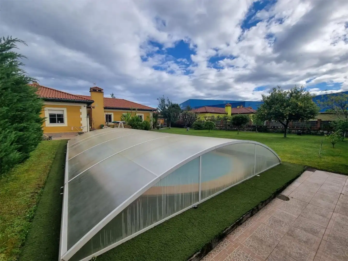 Casa o chalet en venta en Paseo Niño, 26, Cerezo - Aspla - Torres Piscina de Casa o chalet en venta en Torrelavega con Calefacción, Jardín privado y Terraza