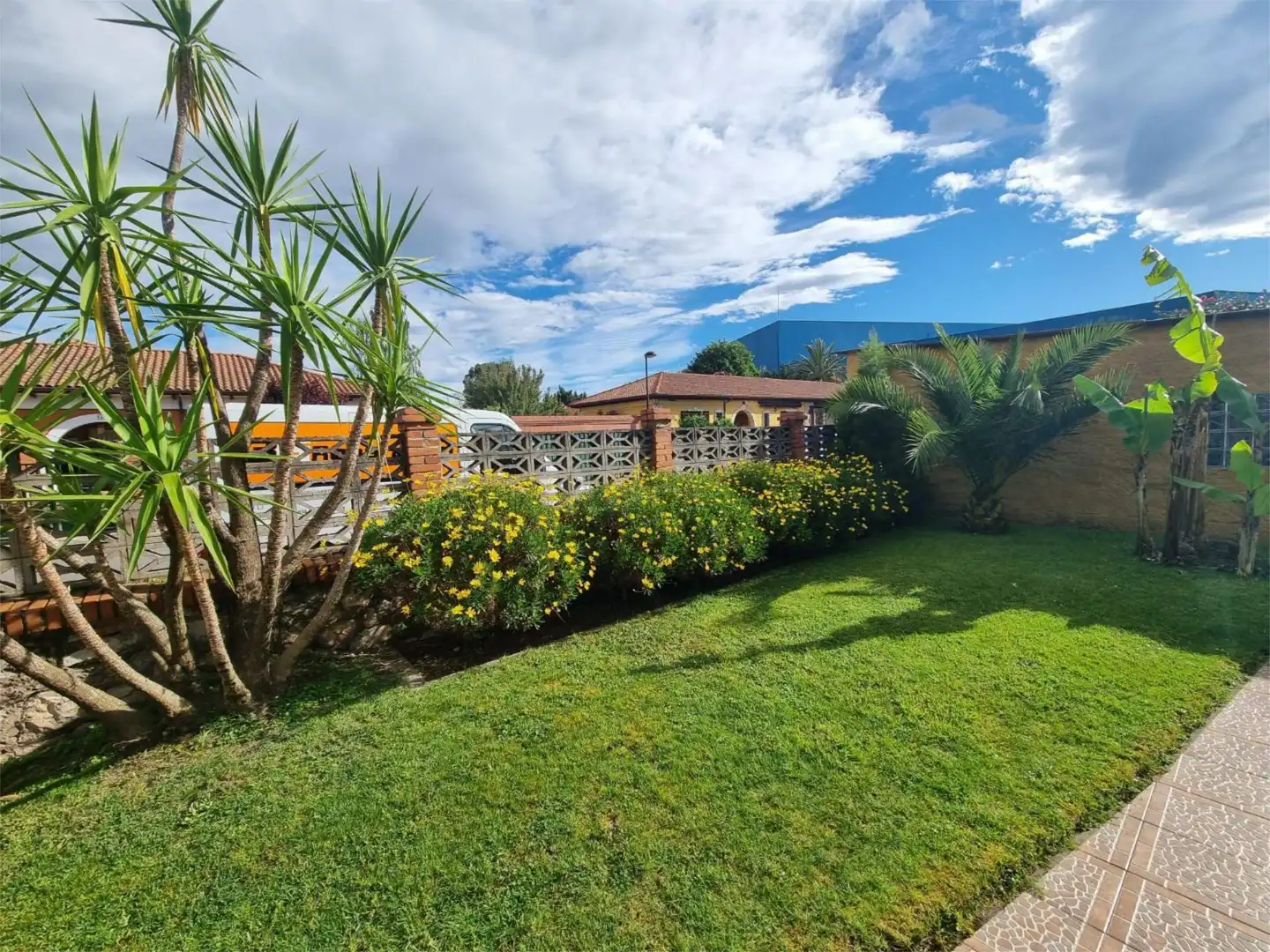 Casa o chalet en venta en Paseo Niño, 26, Cerezo - Aspla - Torres Jardín de Casa o chalet en venta en Torrelavega con Calefacción, Jardín privado y Terraza