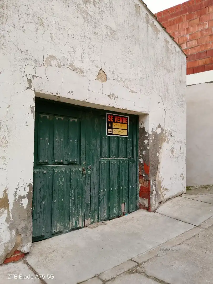 Garatge en venda a Calle Zarza, 5, Baltanás Vista exterior de Garatge en venda en Baltanás
