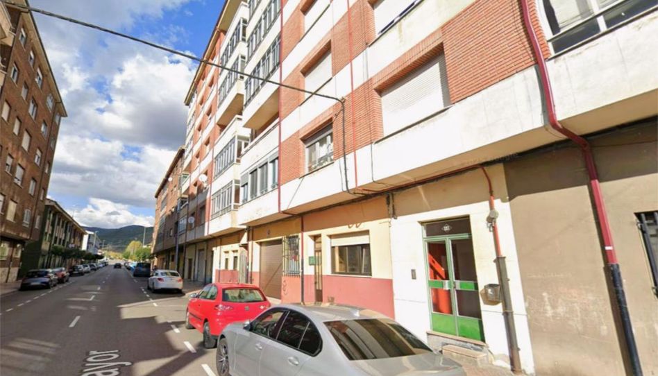Piso en venta en Calle Mayor, 44, La Robla , León - imagen 1 Foto 1 de Piso en venta en Calle Mayor, 44, La Robla , León