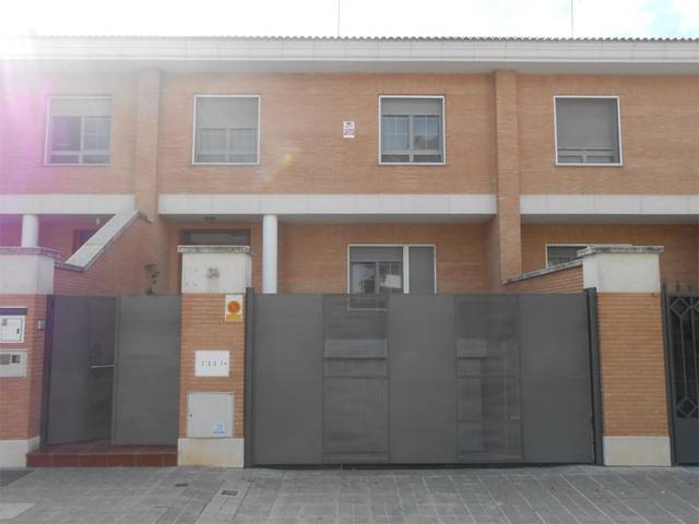 Casa adosada en Venta en Calle Olmos, 38 en Ciudad Jardín