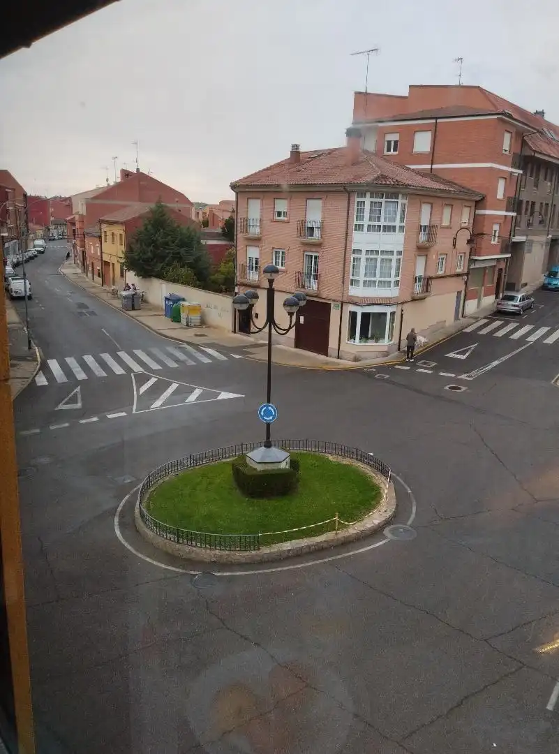 Außenansicht von Wohnung zum Verkauf in Benavente