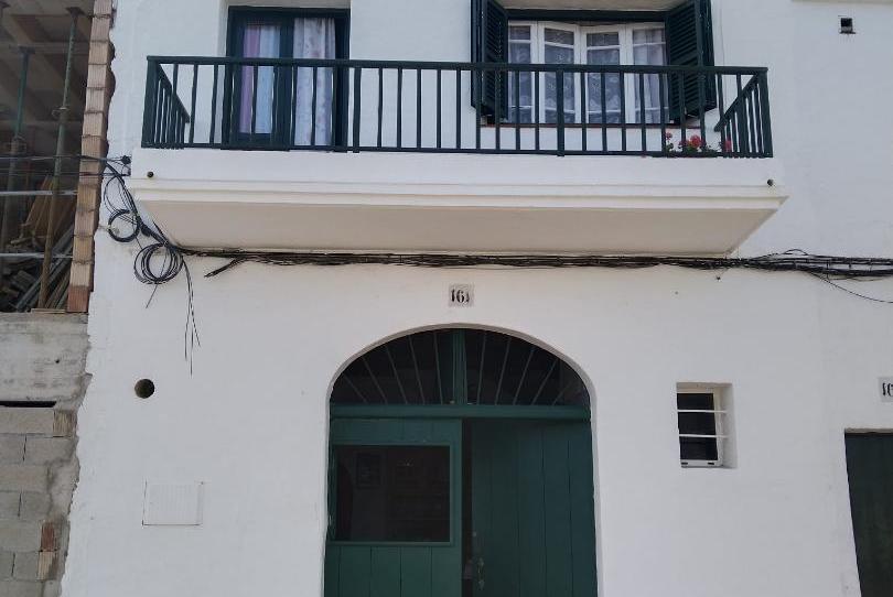 Casa adosada en venta en Moll de Llevant, 161, Tanques del Carme - Fort de l'Eau, Maó - Mahón - imagen 1 Foto 1 de Casa adosada en venta en Moll de Llevant, 161, Tanques del Carme - Fort de l'Eau, Maó - Mahón