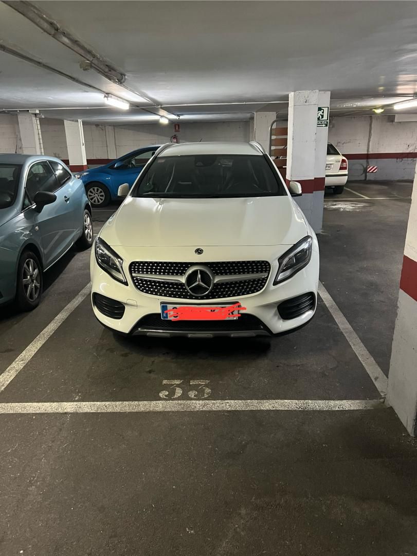 Aparcament de Garatge de lloguer en Oviedo 