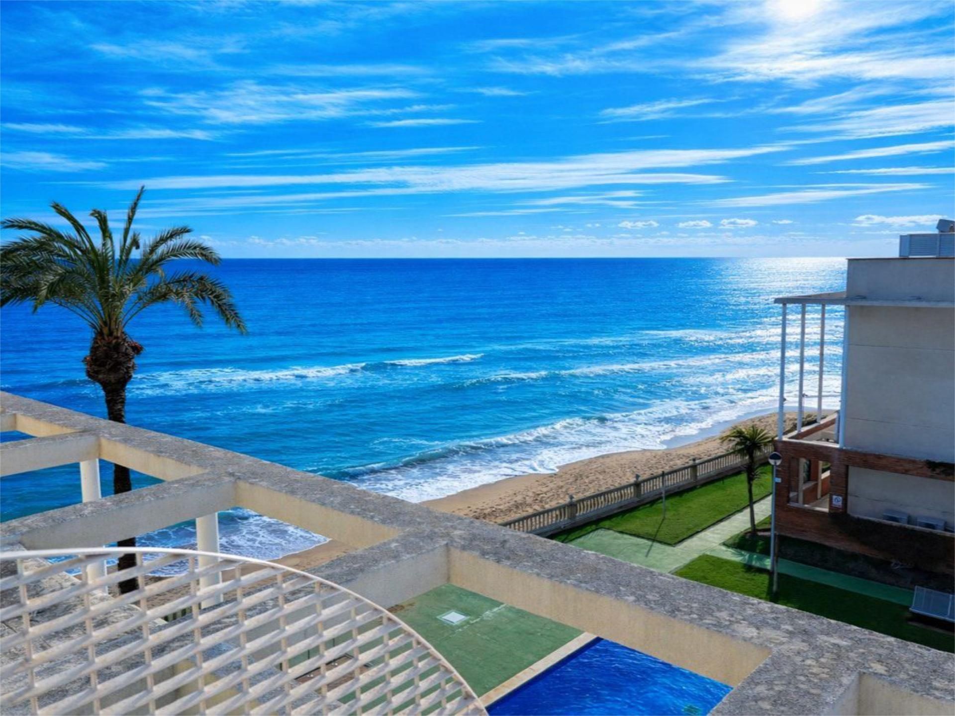 Attic for sale in Passeig Marítim de Masia Blanca, 22, Coma-ruga platja Bedroom of Attic for sale in El Vendrell with Air Conditioner, Heating and Terrace