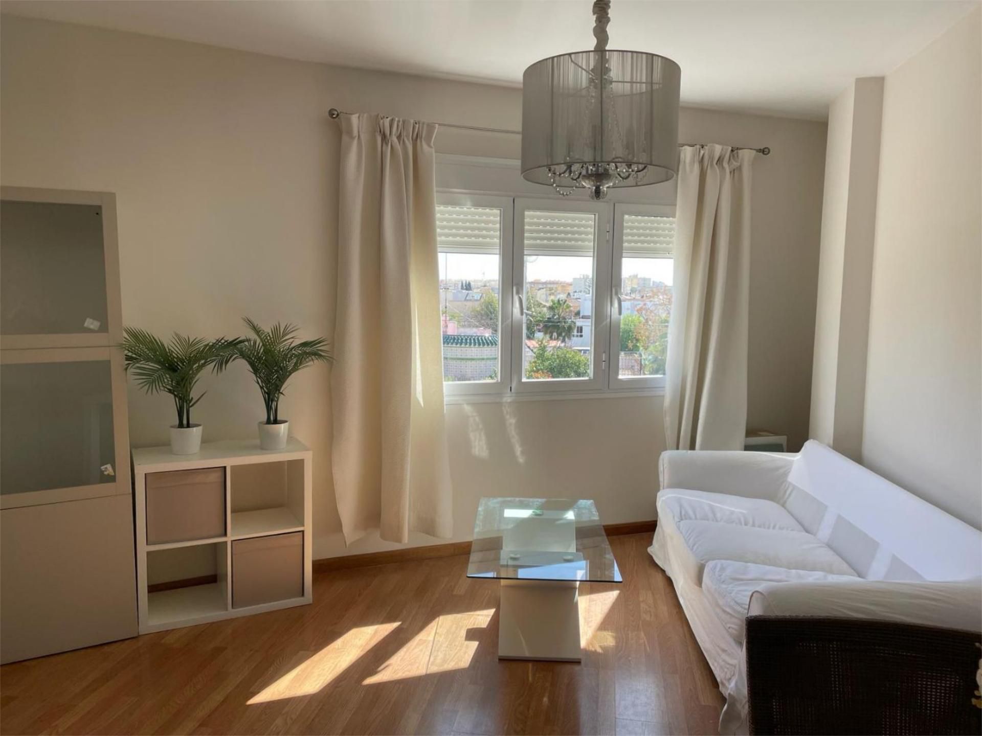 Flat to rent in Calle Real, 234, Barriada de Andalucía - Ardila Living room of Flat to rent in San Fernando with Parquet flooring and Furnished