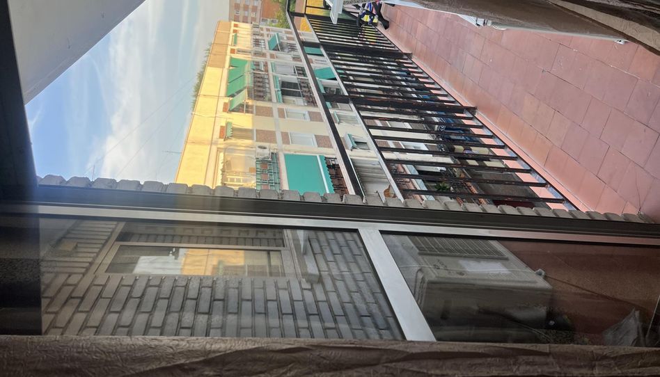 Habitación en Calle de la Rejilla, 13, Centro, Móstoles - imagen 1 Foto 1 de Habitación en Calle de la Rejilla, 13, Centro, Móstoles