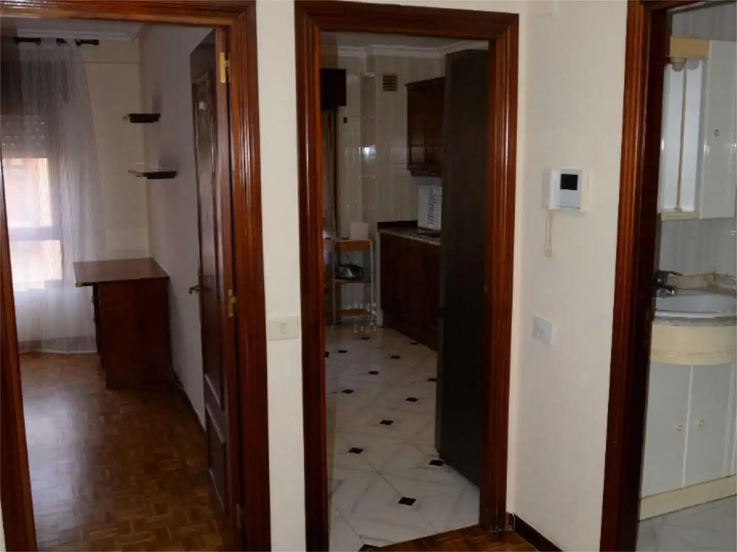 Wohnung zur Miete in Oviedo  mit Heizung, Parkett und Möbliert