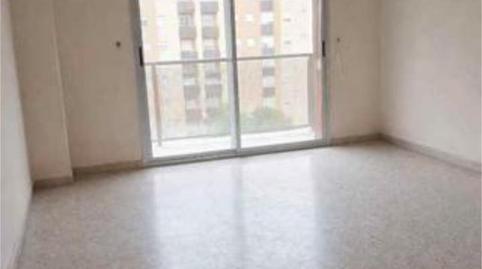 Foto 2 de Piso de alquiler en Colores -  Entreparques,  Sevilla Capital