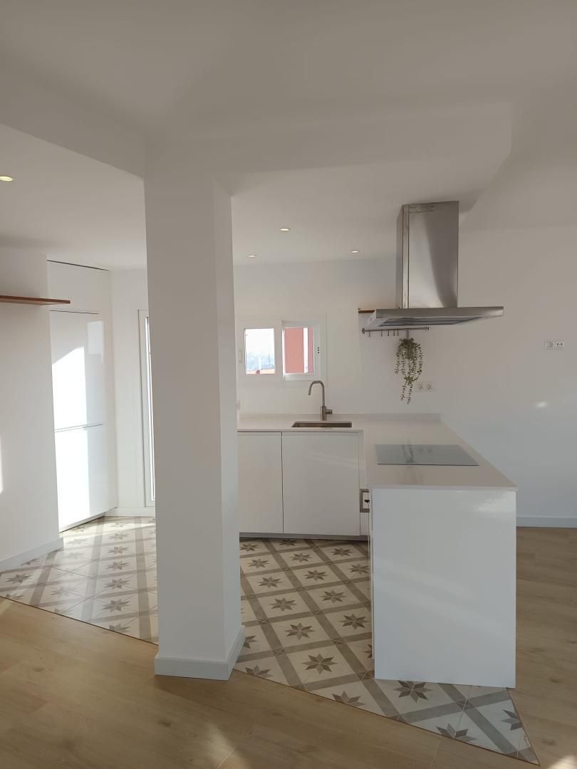 Flat to rent in Carrer de Bellver, 10, El Terreno