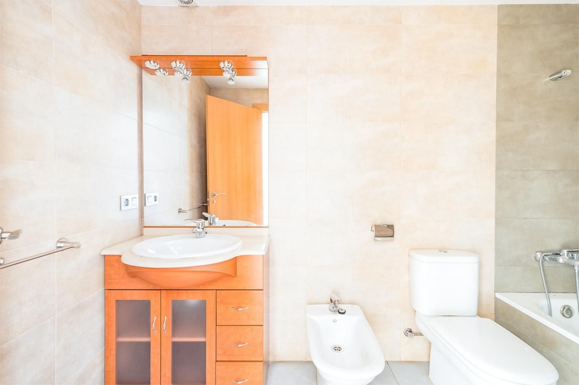 Pis de lloguer a Carrer Domènec Cardenal, 48, Bellvís