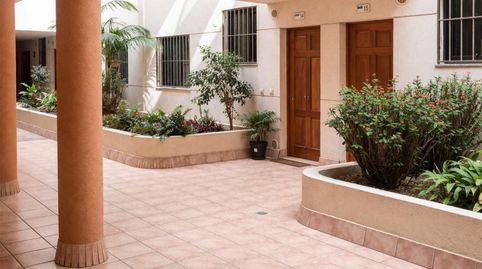 Foto 2 de Apartamento en venta en Calle Brasil, 17, El Médano, Granadilla de Abona