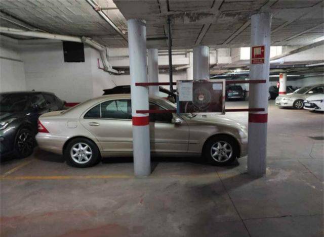 Garaje en Alquiler en Triana Oeste