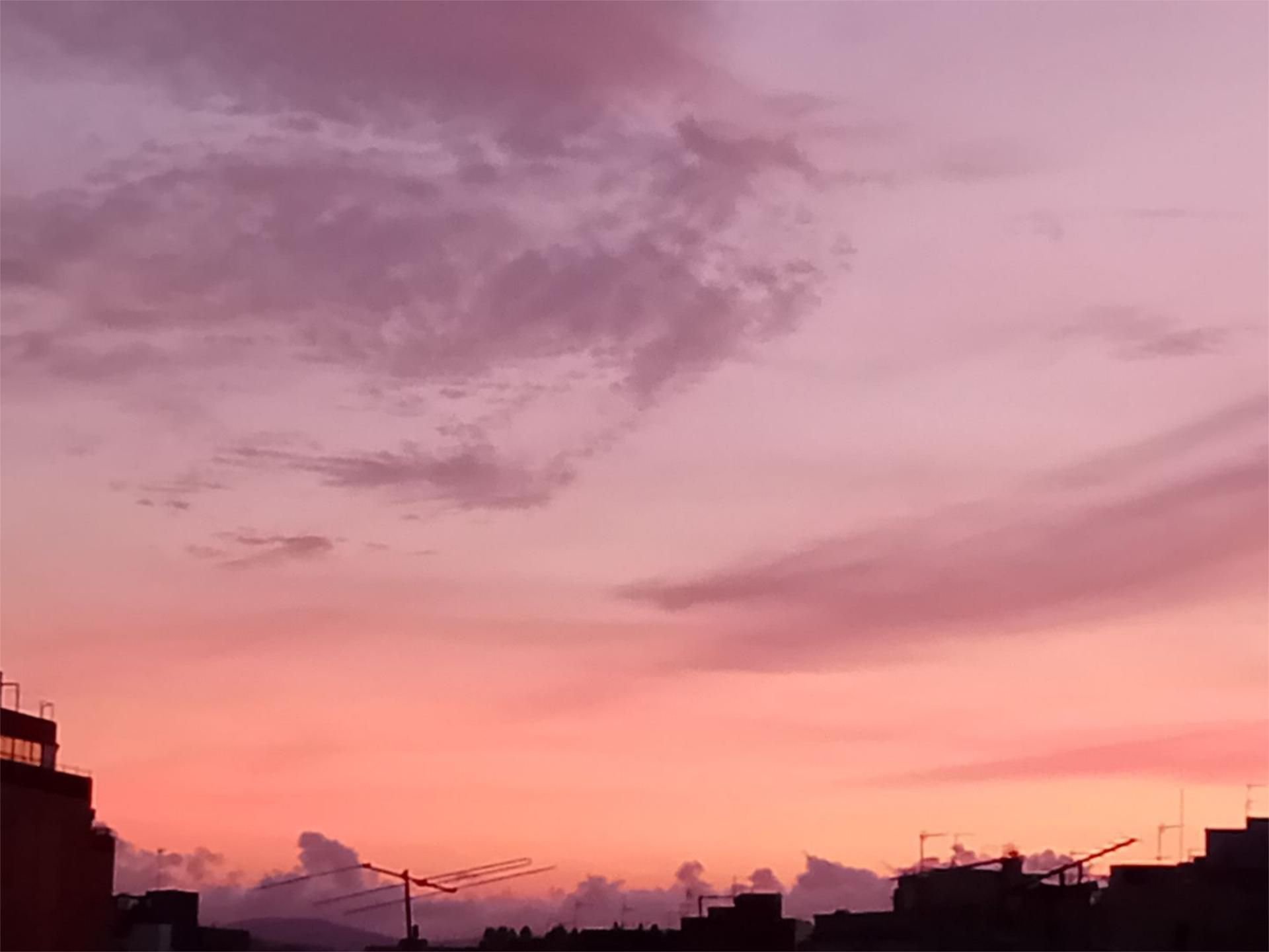 Vista exterior de Pis en venda en L'Hospitalet de Llobregat amb Aire condicionat