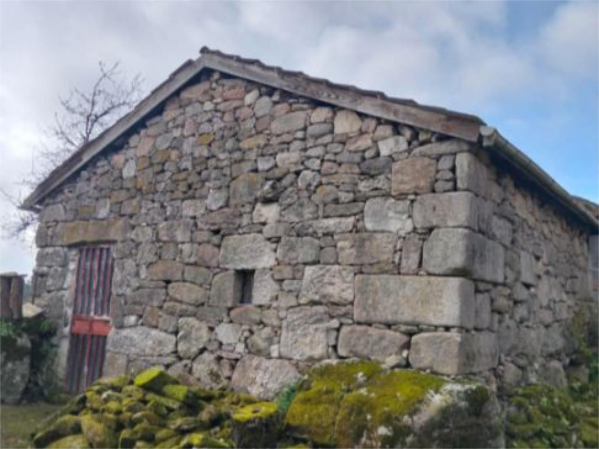 Vista exterior de Casa adosada en venda en O Carballiño  