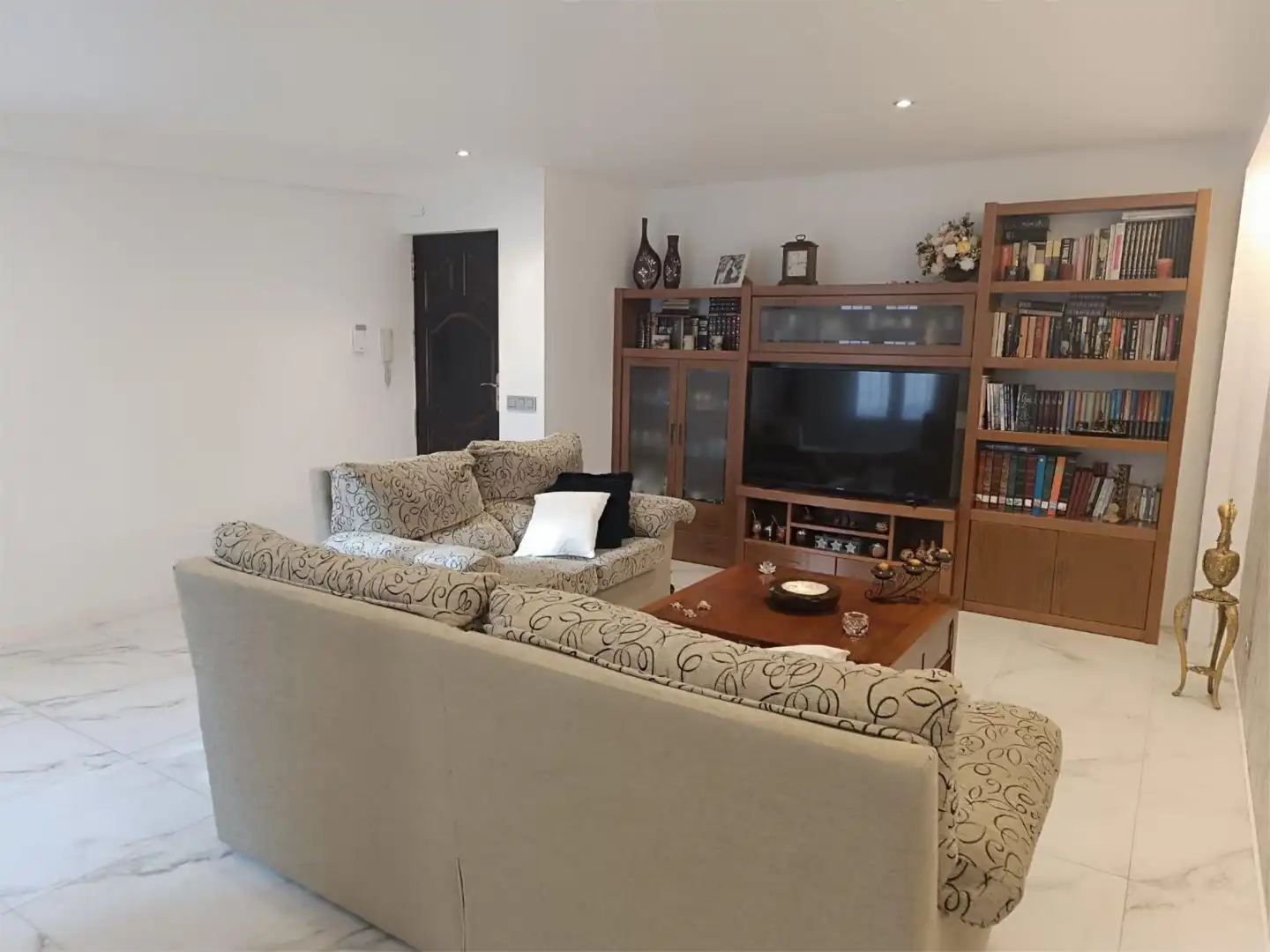Houses for sale in Carrer Serra del Cid, 16, Pueblo - Urbanizaciones Living room of Houses for sale in L'Alfàs del Pi with Air Conditioner and Terrace