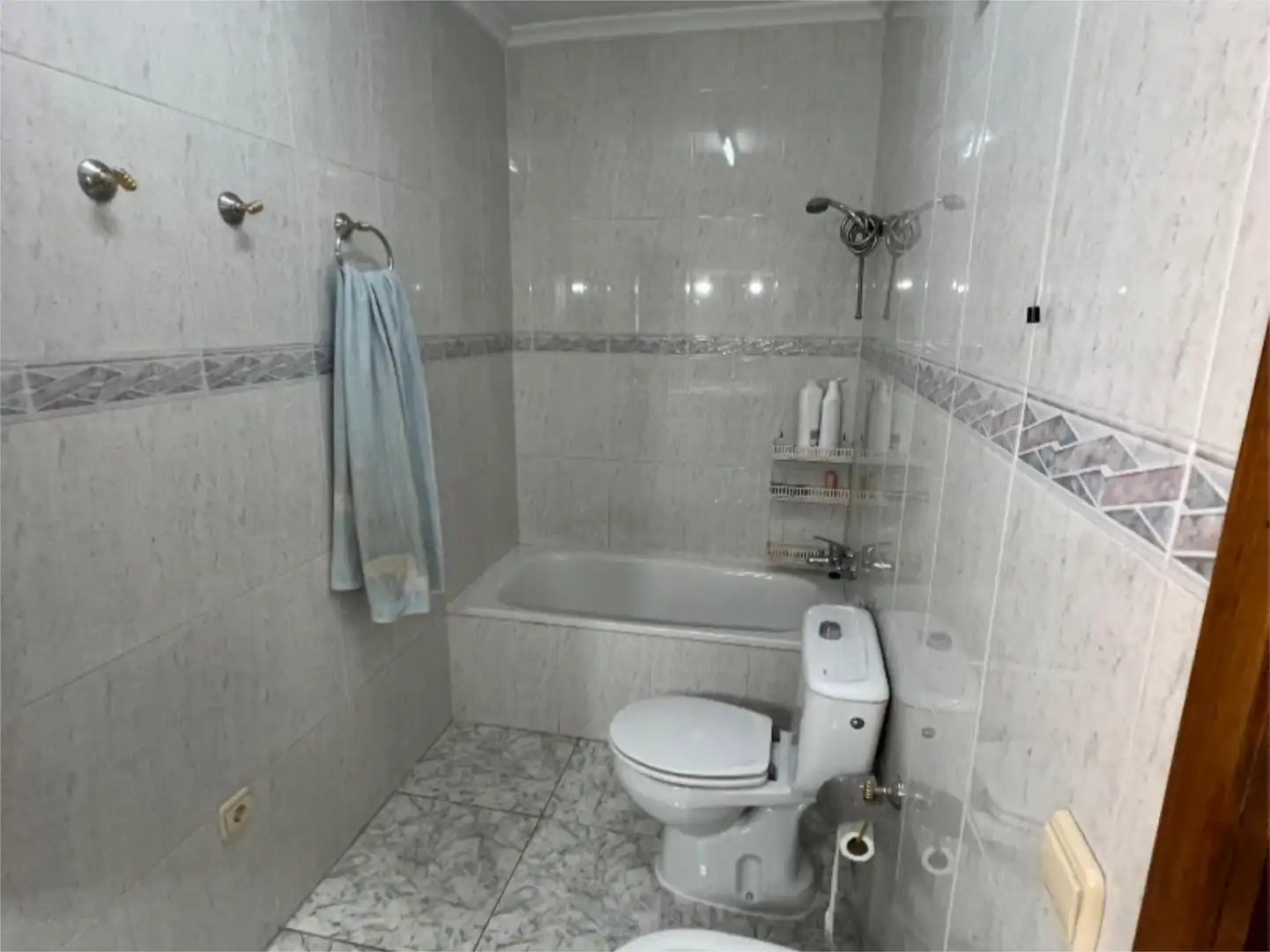 Casa o xalet en venda a Carretera Tamaral, 1, Puente de Génave Bany de Casa o xalet en venda en Puente de Génave amb Terrassa, Moblat i Balcó