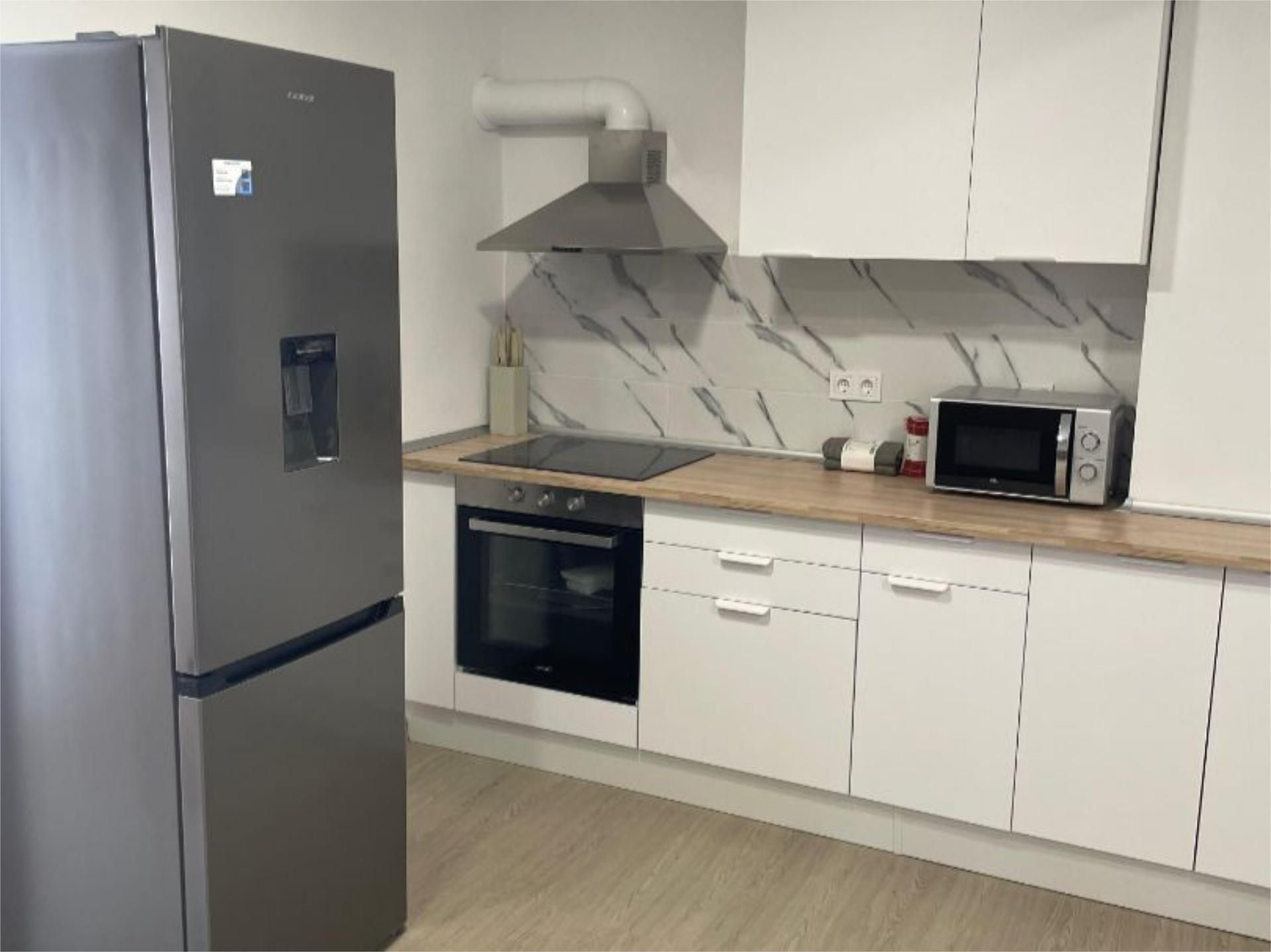 Pis per a compartir a Carrer Echegaray, 3, Centre - Zona Alta Cuina de Pis per a compartir en Alcoy / Alcoi amb Traster i Moblat