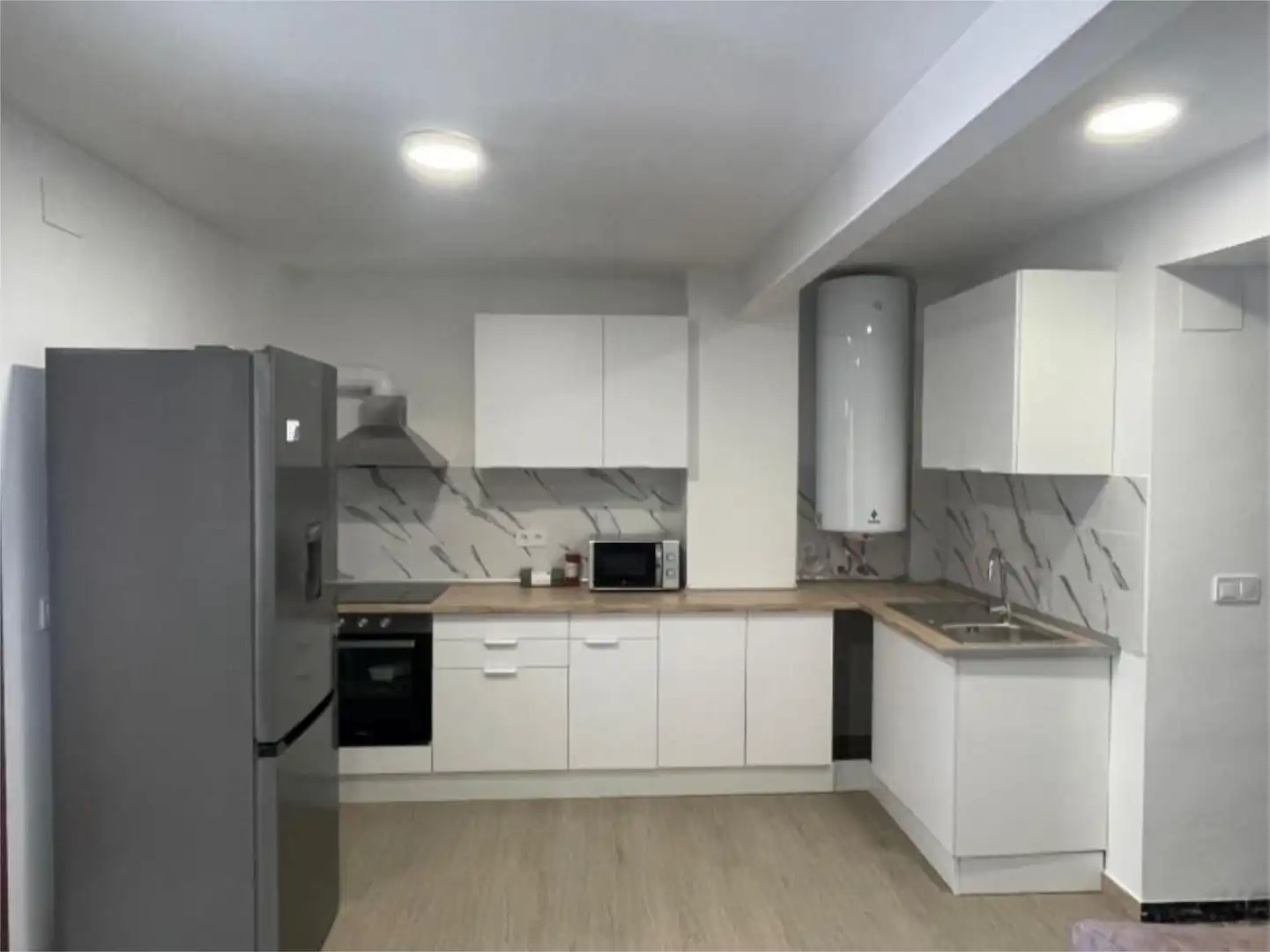 Habitación en Carrer Echegaray, 3, Centre - Zona Alta Cocina de Piso para compartir en Alcoy / Alcoi con Trastero y Amueblado