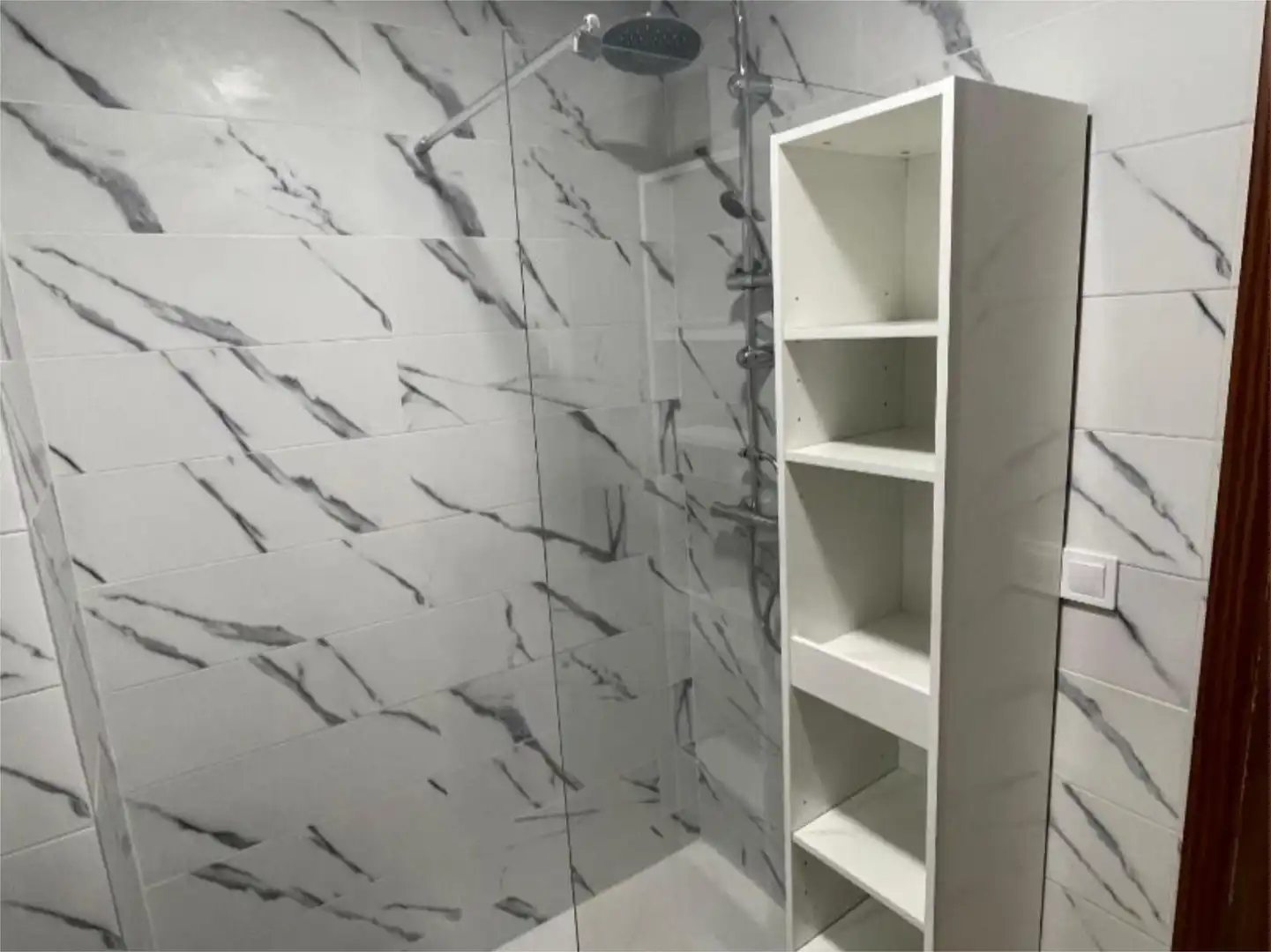 Habitación en Carrer Echegaray, 3, Centre - Zona Alta Baño de Piso para compartir en Alcoy / Alcoi con Trastero y Amueblado
