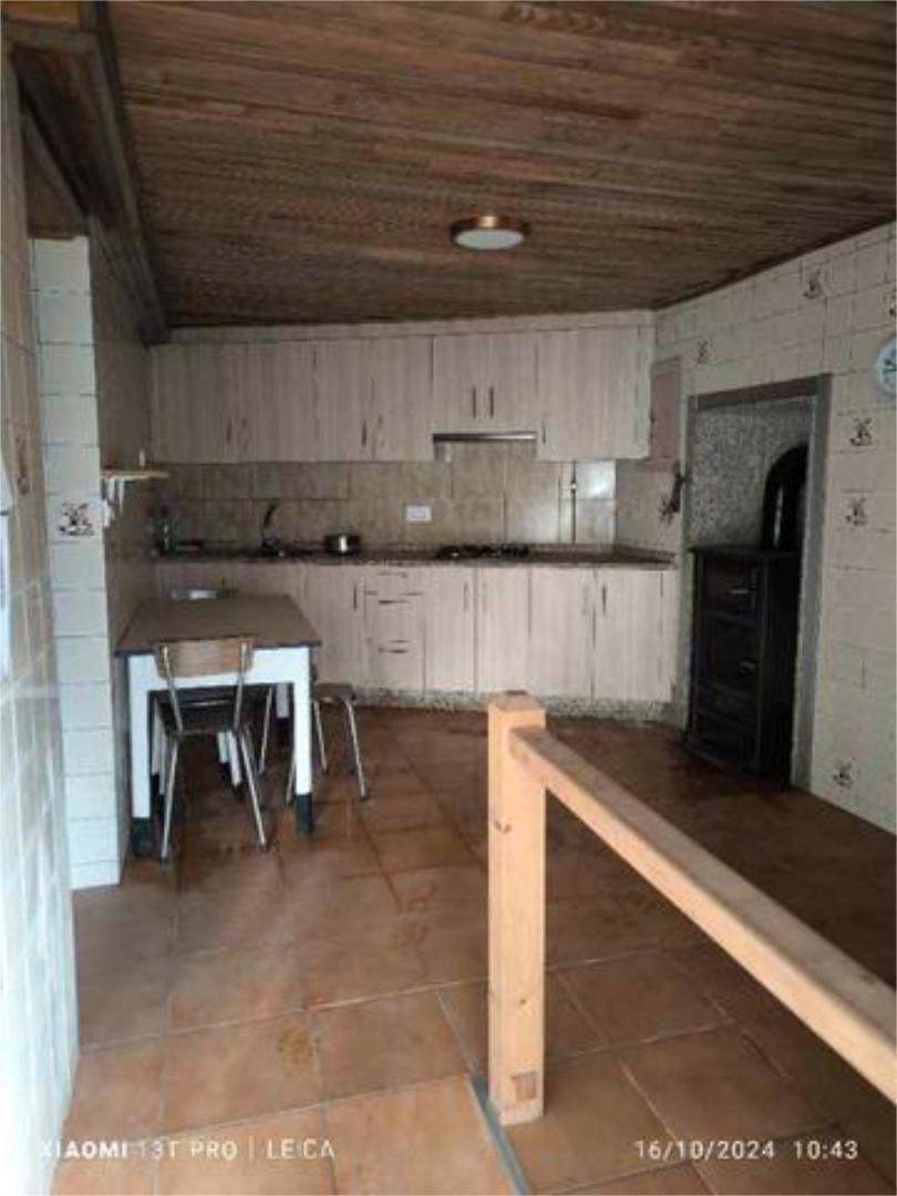 Casa o xalet en venda a Xunqueira de Ambía Cuina de Casa o xalet en venda en Xunqueira de Ambía amb Terrassa