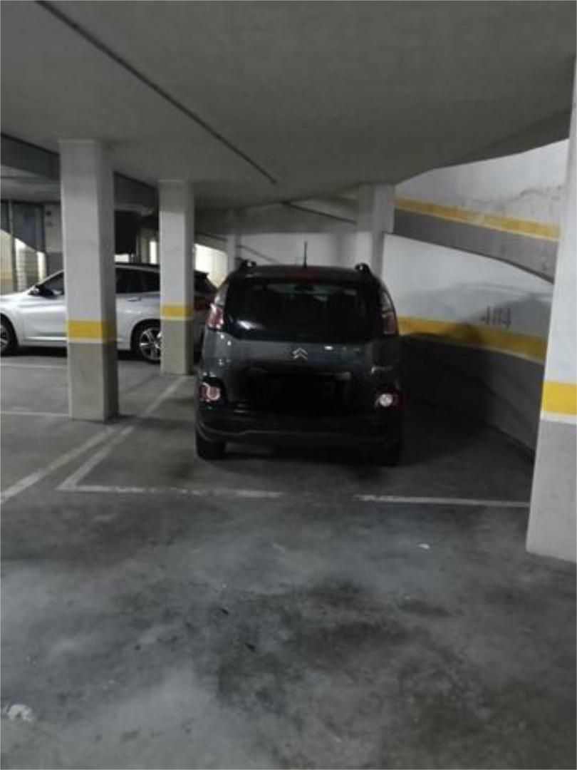 Parking of Garage to rent in Pontevedra Capital 