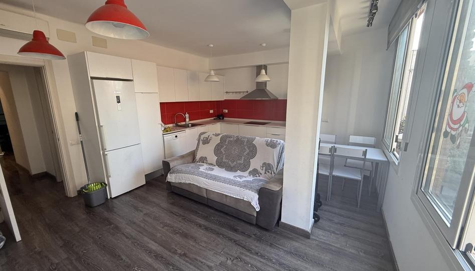 Pis en venda a Plaça de L'església, 3, Centre, Cornellà de Llobregat - imatge 1 Foto 1 de Pis en venda a Plaça de L'església, 3, Centre, Cornellà de Llobregat