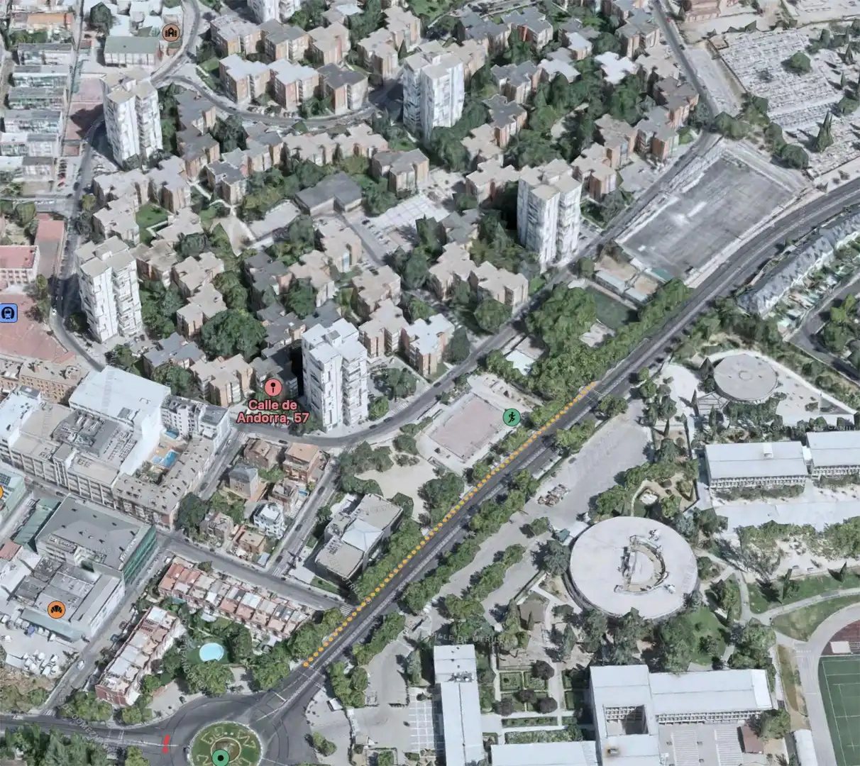Pis en venda a Calle de Andorra, 55, Canillas Vista exterior de Pis en venda en Madrid amb Aire condicionat, Calefacció i Traster