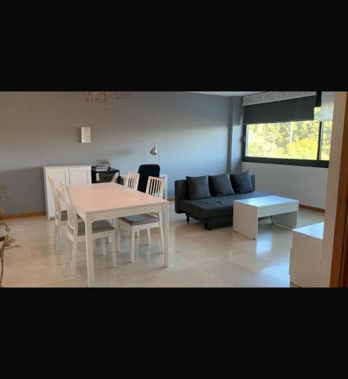 Pis de lloguer a Plaça Josep Pallach, 1x, La Vall d'Hebron, Barcelona Capital - imatge 1 Foto 1 de Pis de lloguer a Plaça Josep Pallach, 1x, La Vall d'Hebron, Barcelona Capital