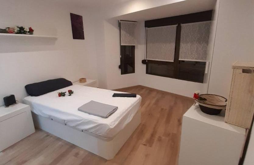 Estudio de alquiler en Carrer del Compte Noronya, 20, Hospital - Plaza del Real, Castellón de la Plana / Castelló de la Plana - imagen 1 Foto 1 de Estudio de alquiler en Carrer del Compte Noronya, 20, Hospital - Plaza del Real, Castellón de la Plana / Castelló de la Plana