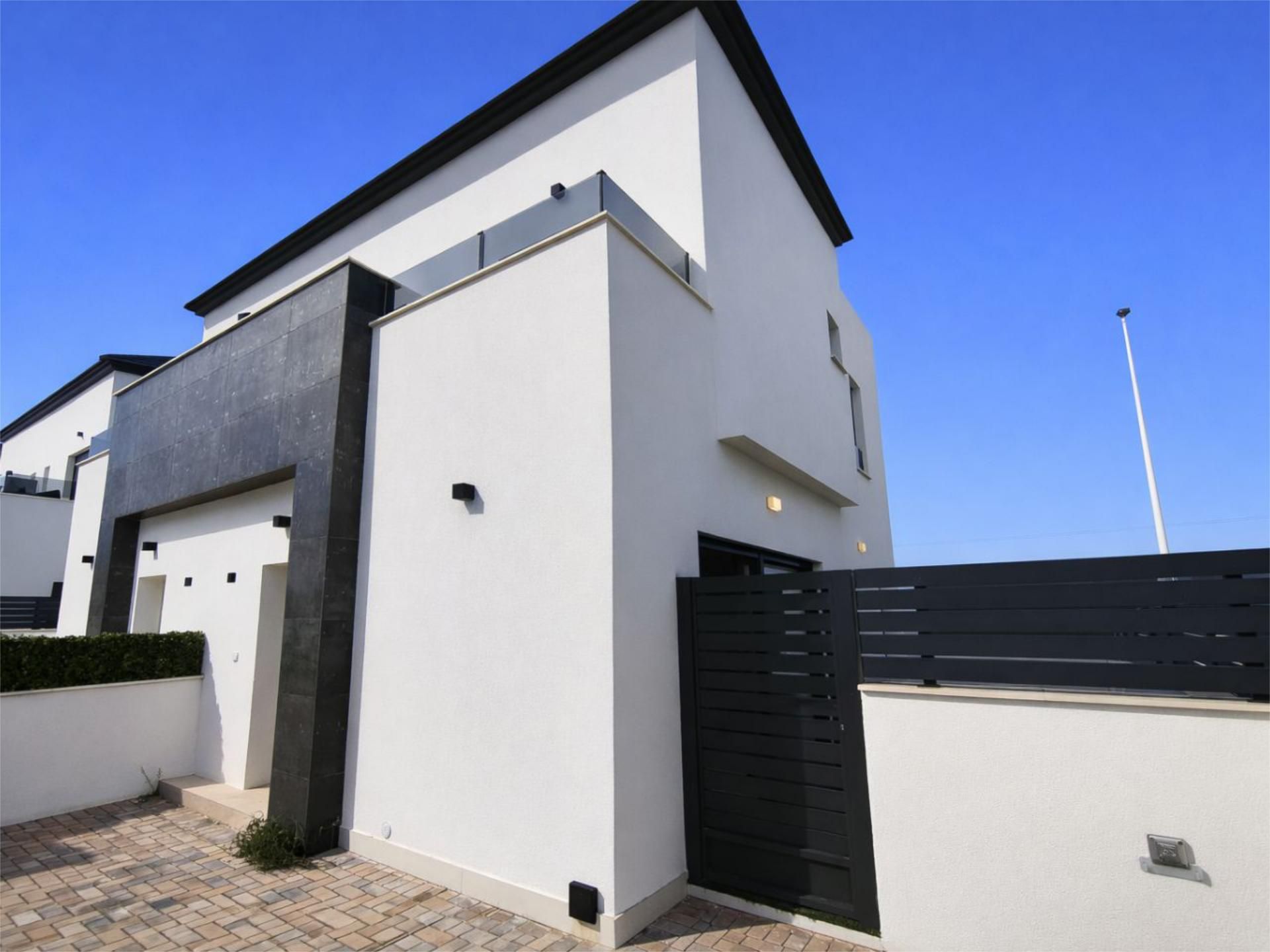 Vista exterior de Casa adosada de lloguer en Santa Pola amb Aire condicionat, Terrassa i Piscina