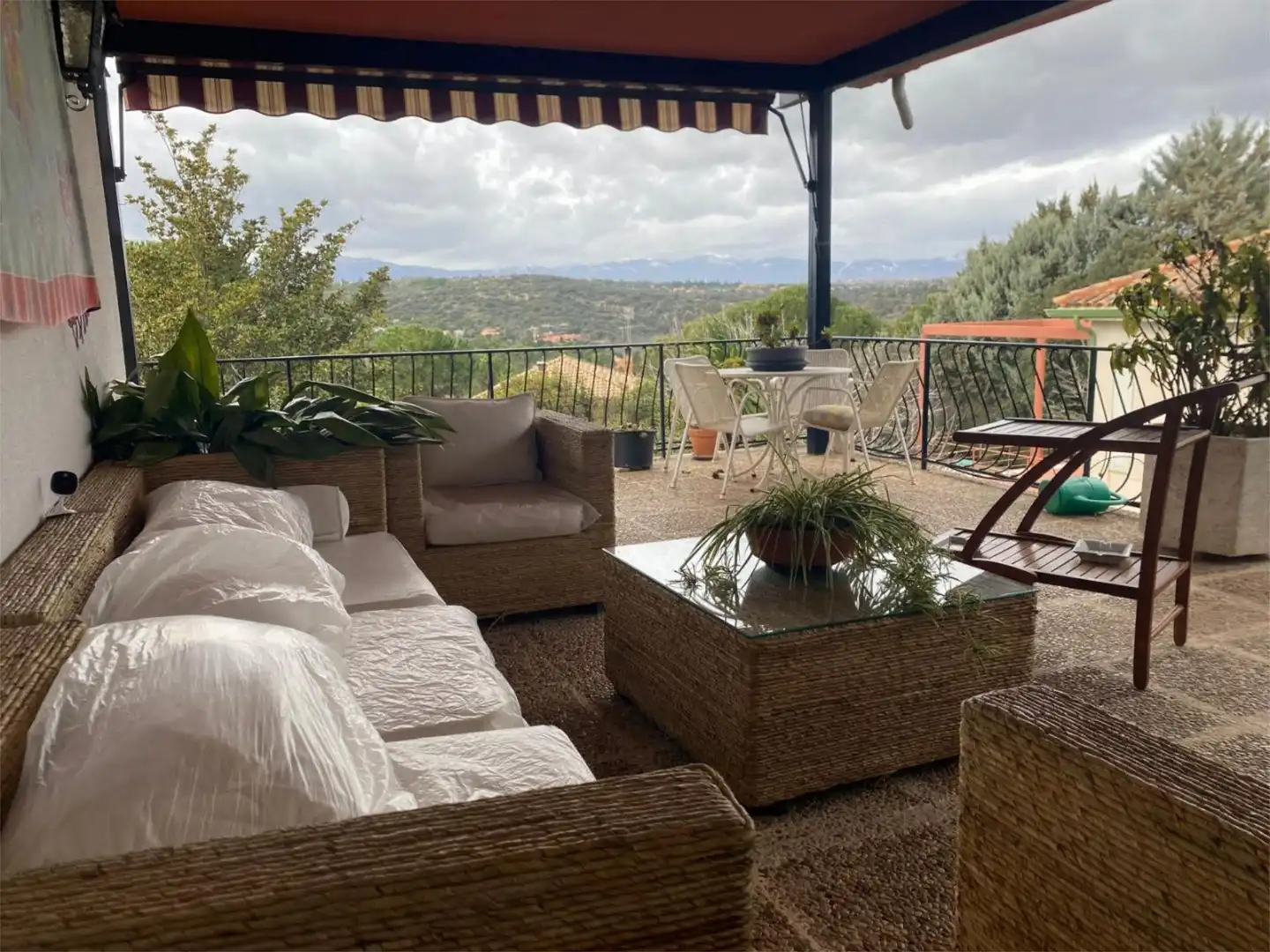 Piso en venta en Calle Monte Ana, 21, Parquelagos - Puente Nuevo Terraza de Piso en venta en Galapagar con Aire acondicionado, Calefacción y Jardín privado