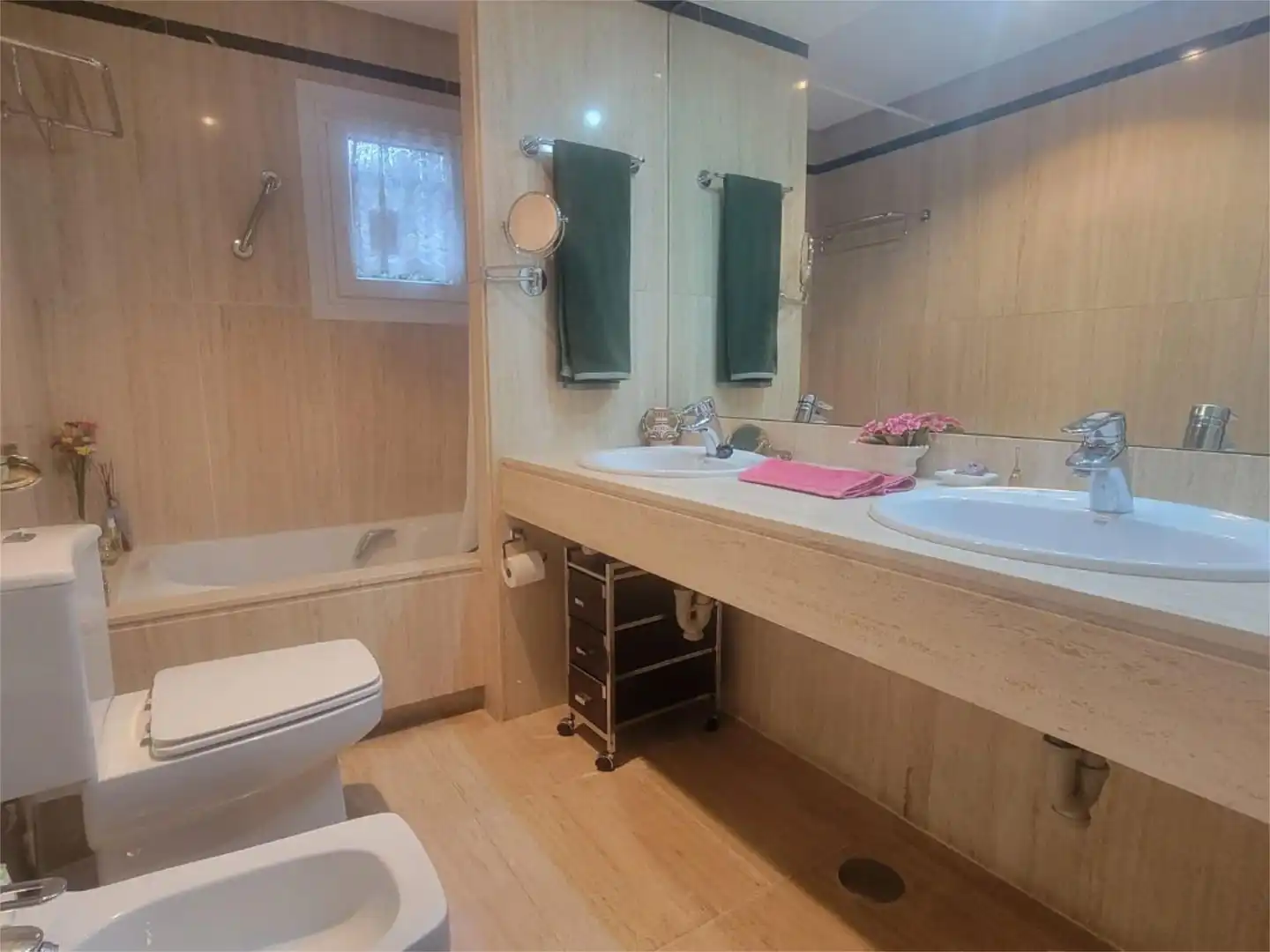 Piso en venta en Calle Monte Ana, 21, Parquelagos - Puente Nuevo Baño de Piso en venta en Galapagar con Aire acondicionado, Calefacción y Jardín privado