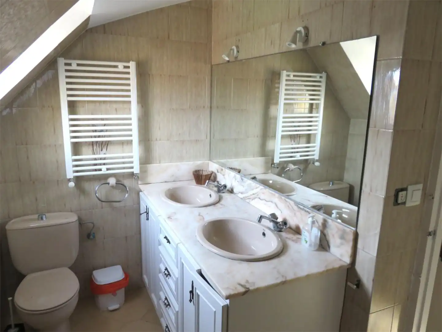 Casa o chalet de alquiler en Carrer Andròmeda, 26, L'Albir Baño de Casa o chalet de alquiler en L'Alfàs del Pi con Aire acondicionado, Calefacción y Jardín privado