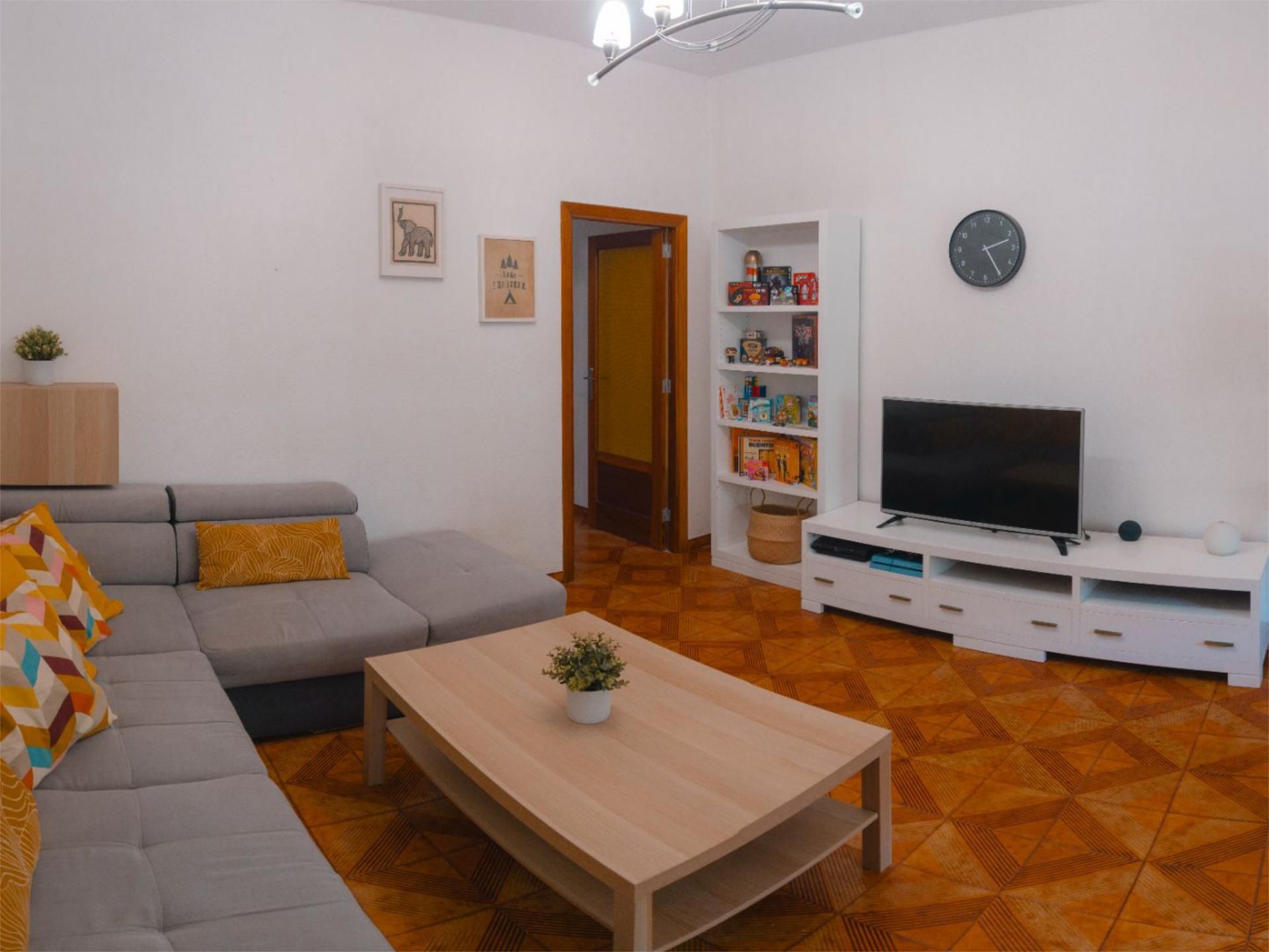 Living room of Flat to rent in  Santa Cruz de Tenerife Capital  with Air Conditioner and Furnished