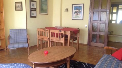 Foto 3 von Wohnung zur Miete in Avenida de Pedro Masaveu, 7, Auditorio - Seminario - Parque de Invierno, Oviedo