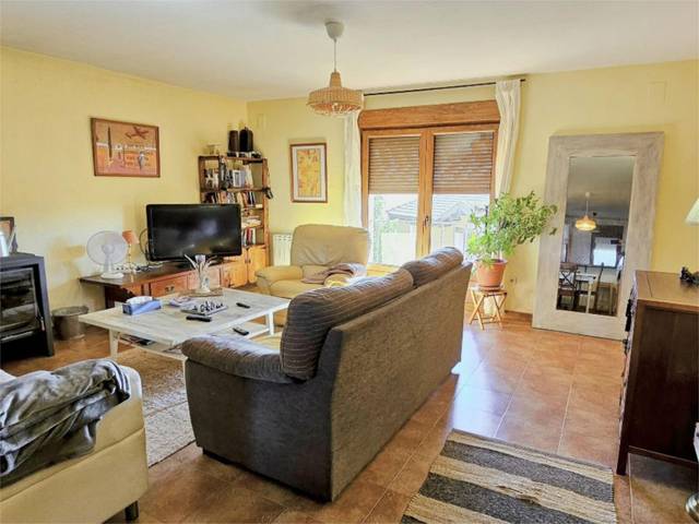 Piso en Venta en Calle la Amistad, 4 en Grajera