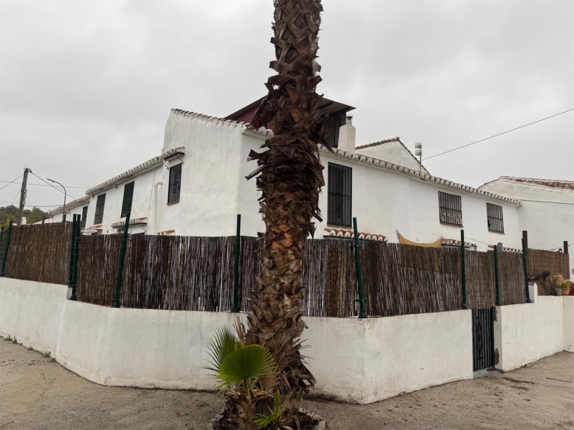 Vista exterior de Casa adosada de lloguer en Huesa amb Aparcament comunitari