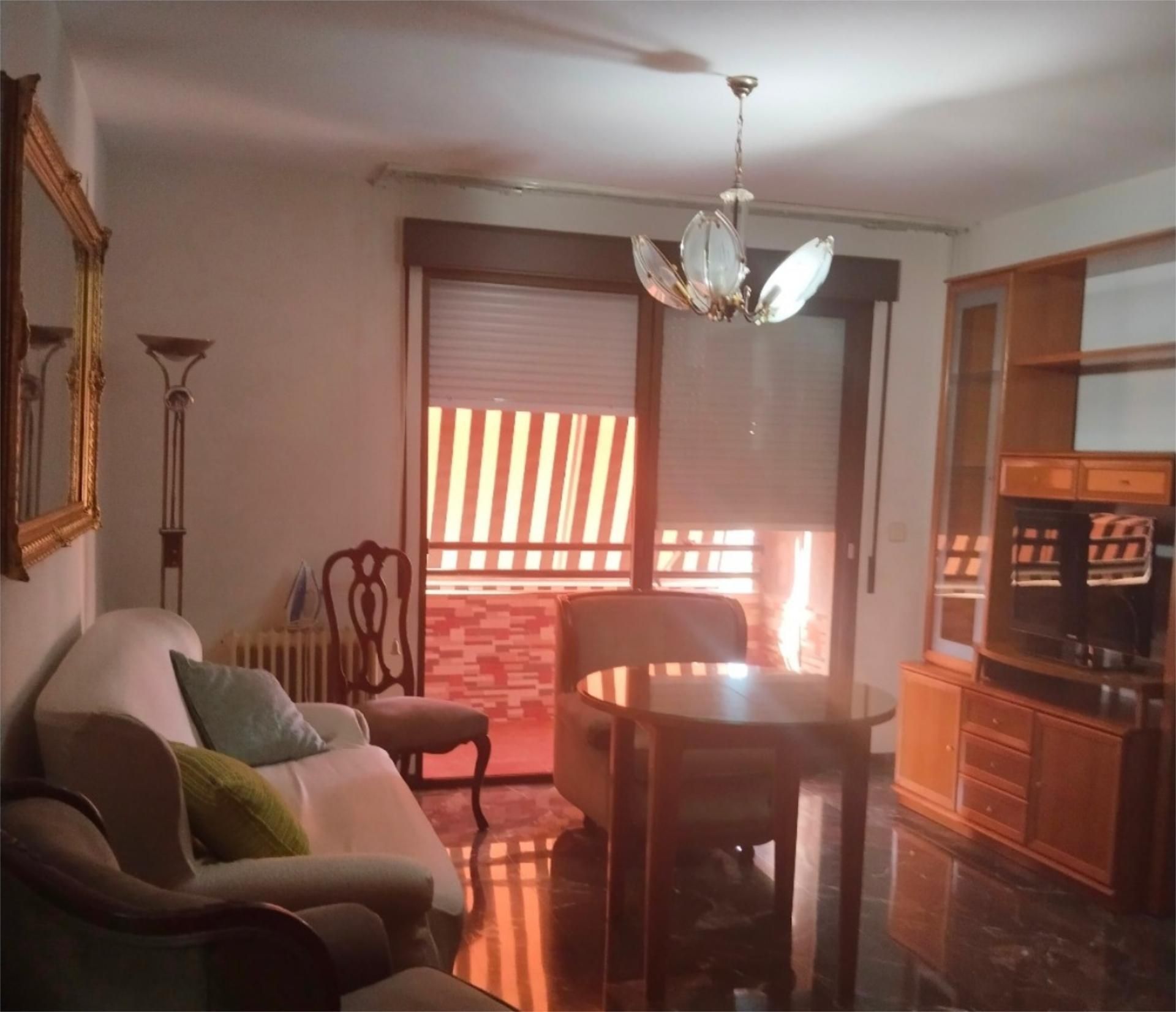 Living room of Flat to share in  Granada Capital  with Air Conditioner, Heating and Furnished