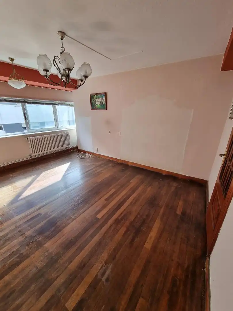 Piso en venta en Santiago de Compostela  con Calefacción, Jardín privado y Parking comunitario
