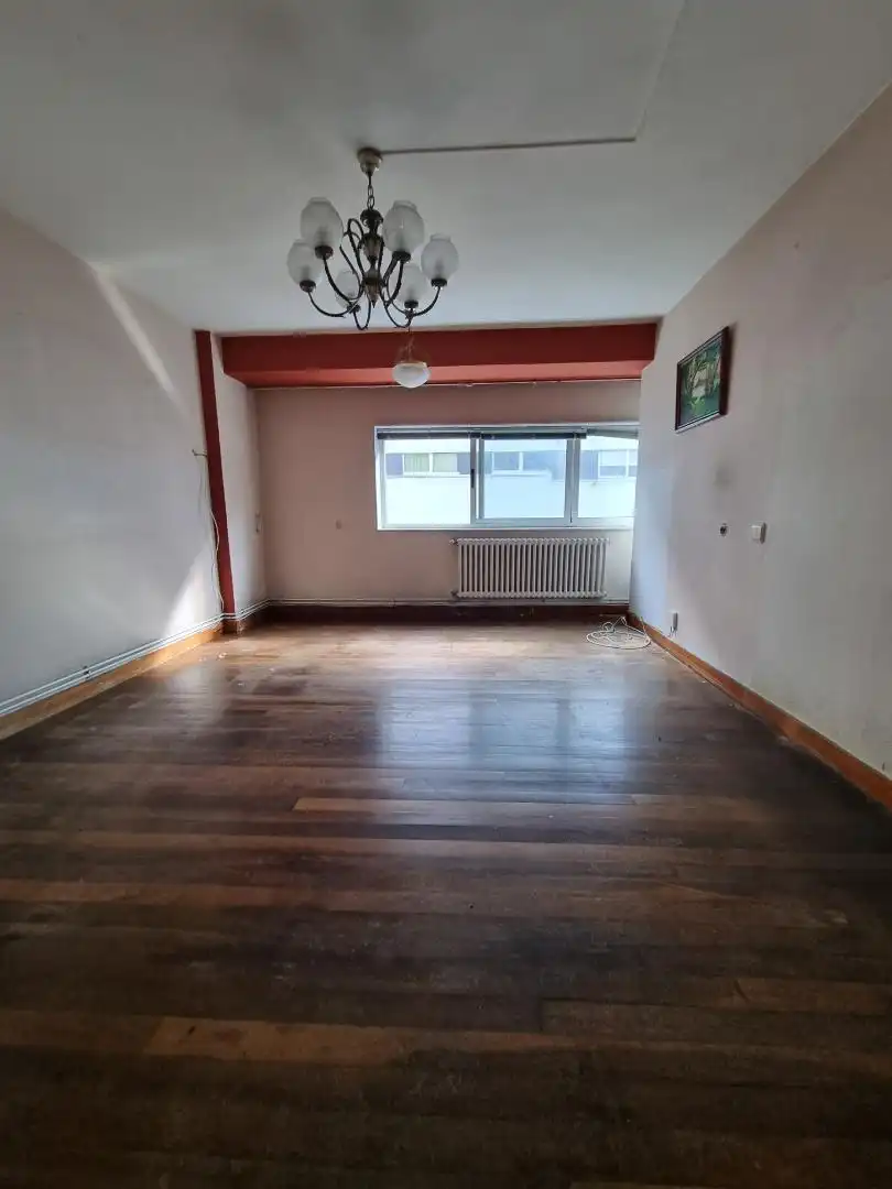 Piso en venta en Santiago de Compostela  con Calefacción, Jardín privado y Parking comunitario